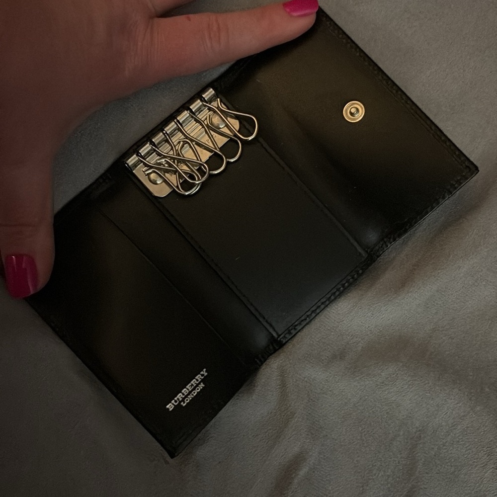 RARE Vintage Burberry Key Holder - Picture 3 of 6
